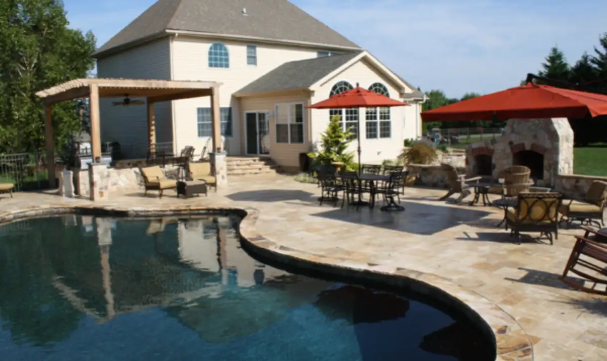 Taylor project — outdoor kitchen and entertainment area